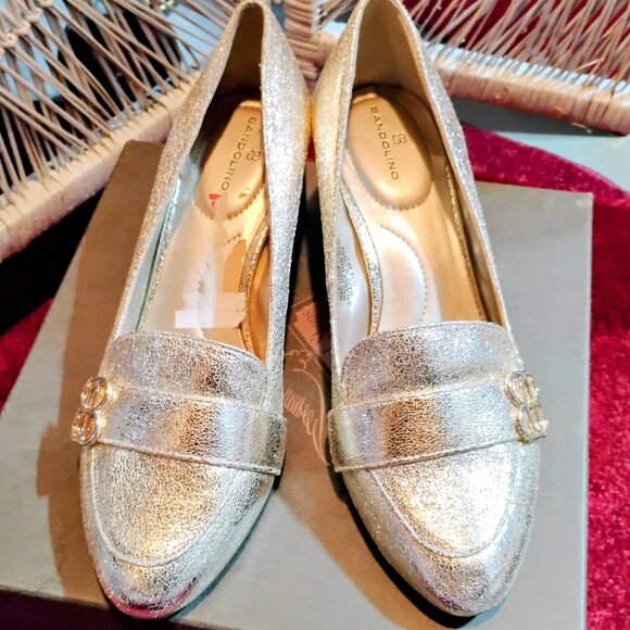 Bandolino metallic gold loafers size 7 New! **Read - Picture 1 of 12